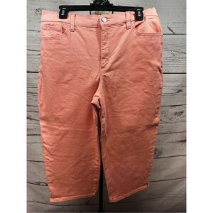 Gloria Vanderbilt Amanda Cropped Jeans Peach Size 10‎ All Around Slimming Effect